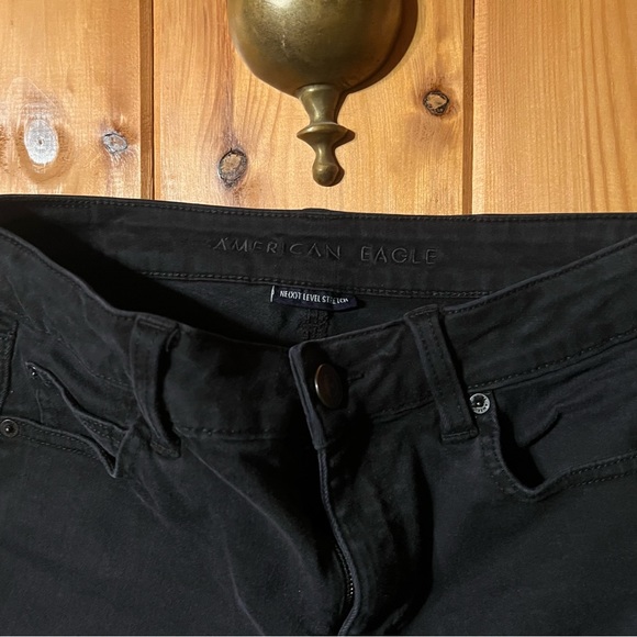 American Eagle Ne(x)t Level Stretch High Waisted Jean Shorts | Size: 10 - Picture 4 of 6